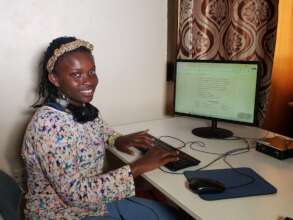 Yealie in computer class