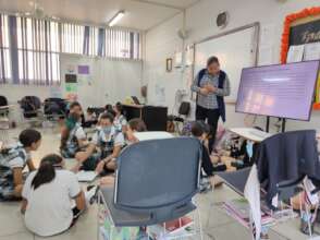 Students at the Entrepreneurship and Savings class