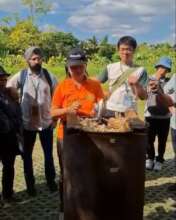 Aom demontrating at Echo Conference