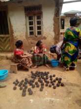 Handmade biochar briquettes in the DRC