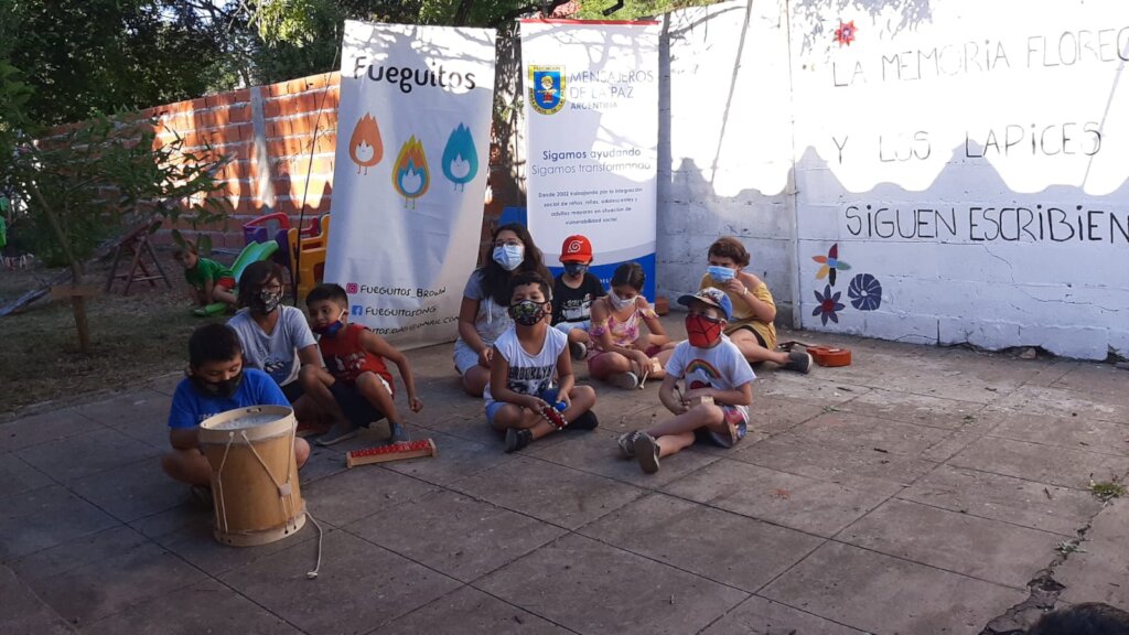 Promote art classes for 150children at social risk