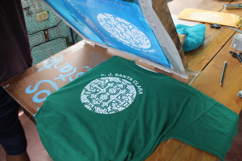 Shipibo-Konibo Young Artisans & Fashion Designers