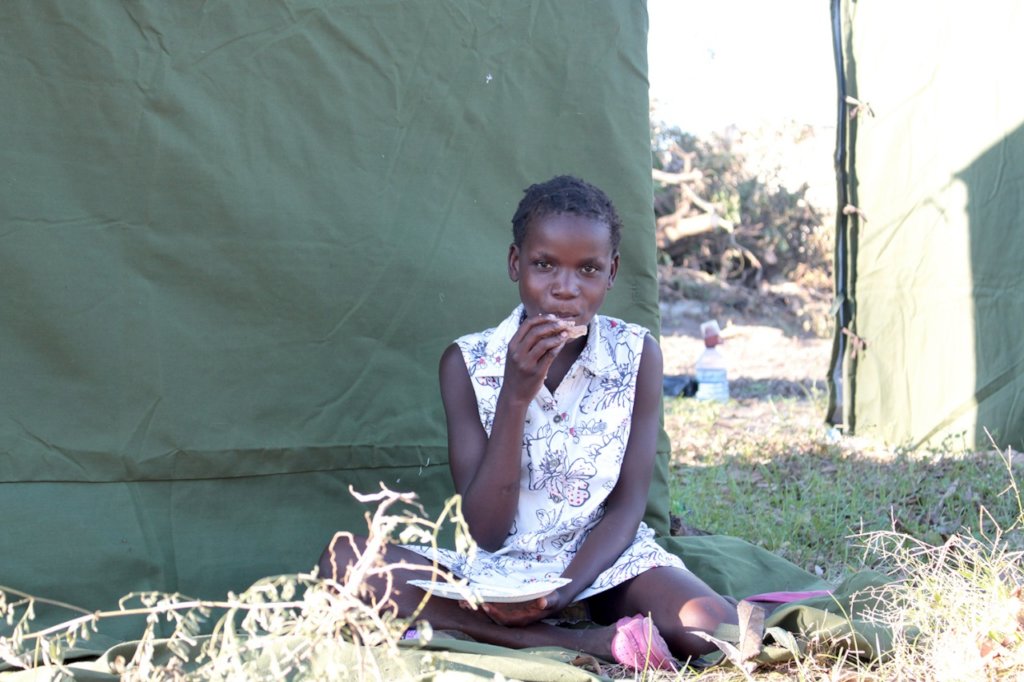 Provide meals in Mozambique following Cyclone Idai