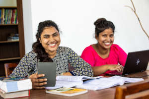 Maya and Rosey ready to study English!