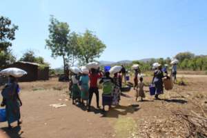 Malawi Families Receive Supplies