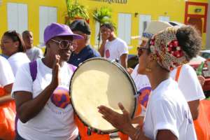 Help Us Empower Women to Make Loiza Thrive