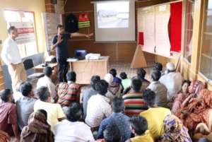 Training people to make climate-adaptive house