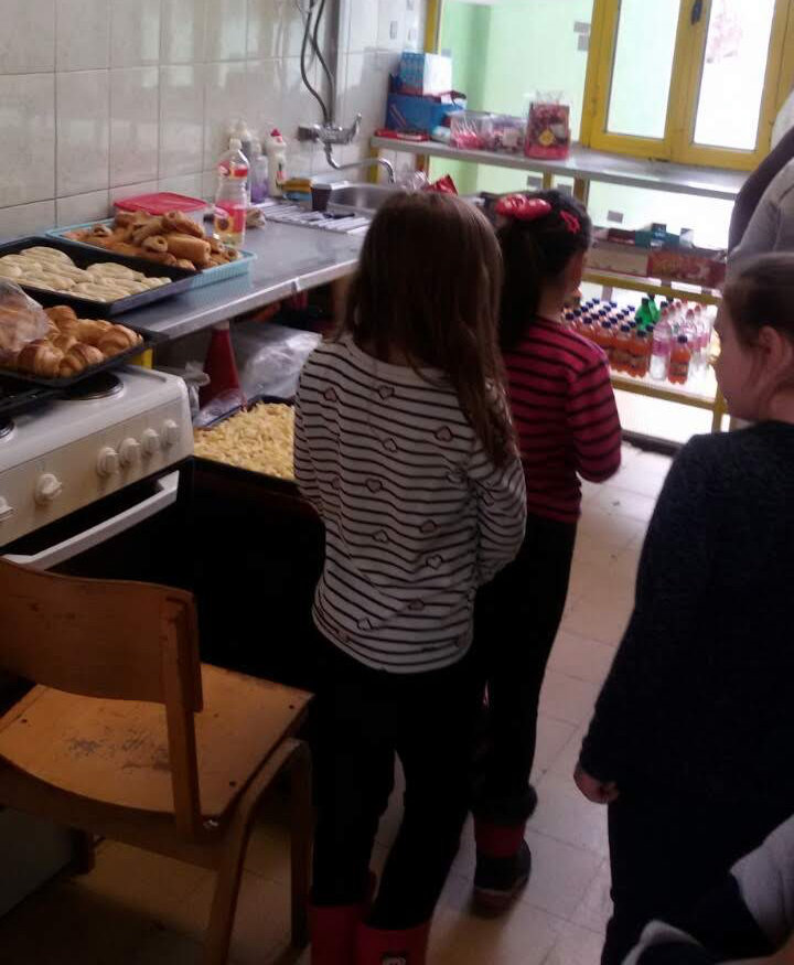 Food for kids at school in Bosnia