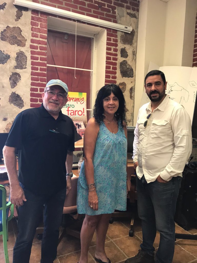 (Middle) Luz Rivera, Fundacion Culebra's president