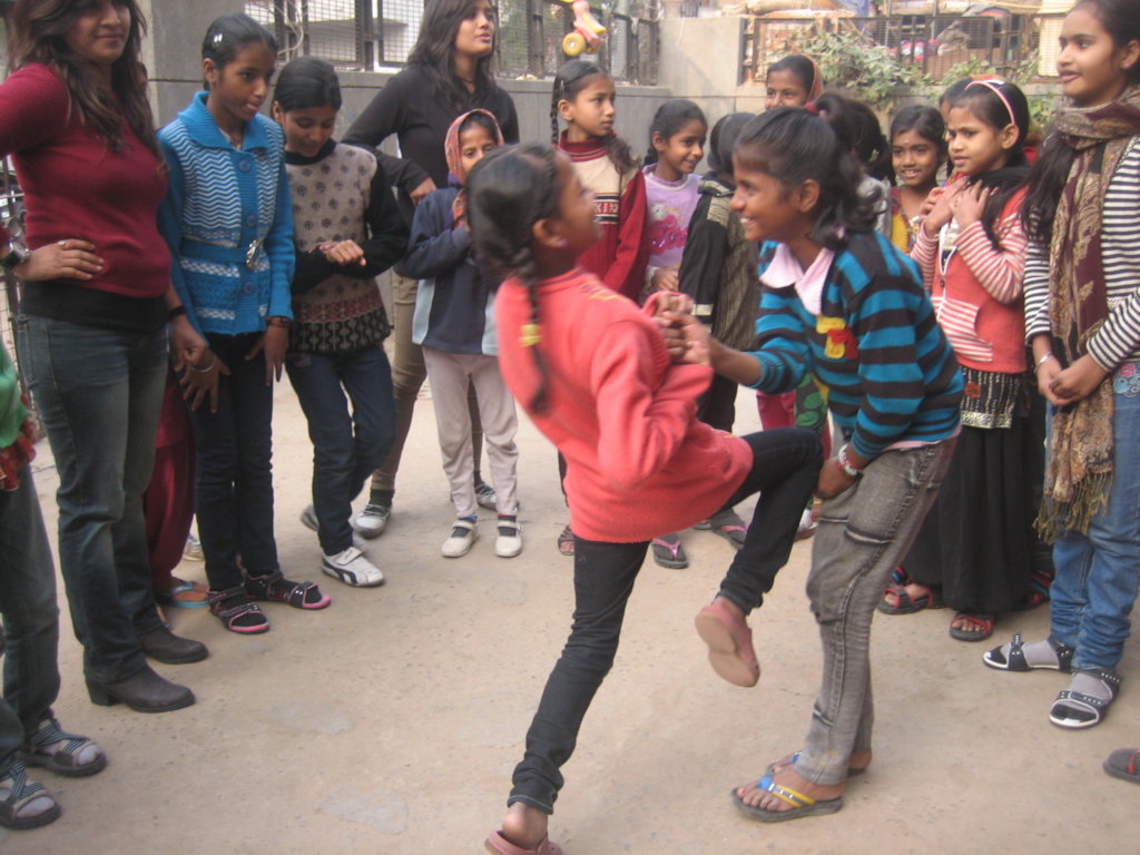 Send 1000 Girls to Schools in India