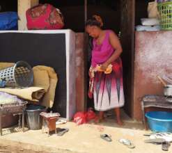 Improvised Cleaning Without Tools