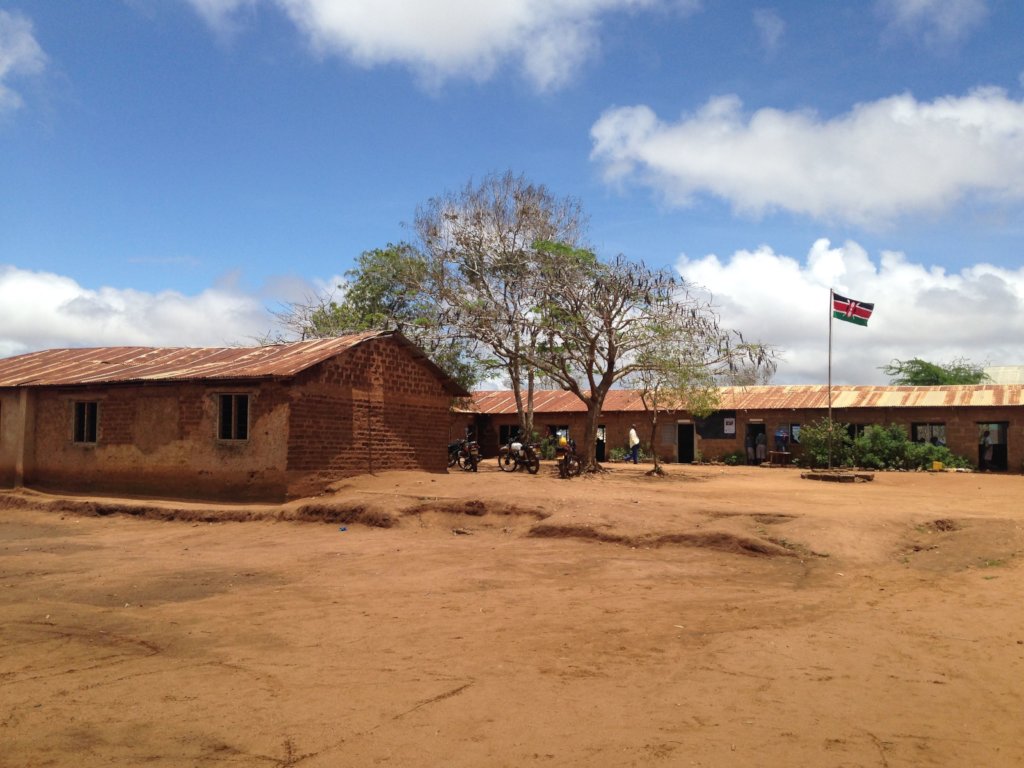 A new school for 500+ pupils in rural Kenya