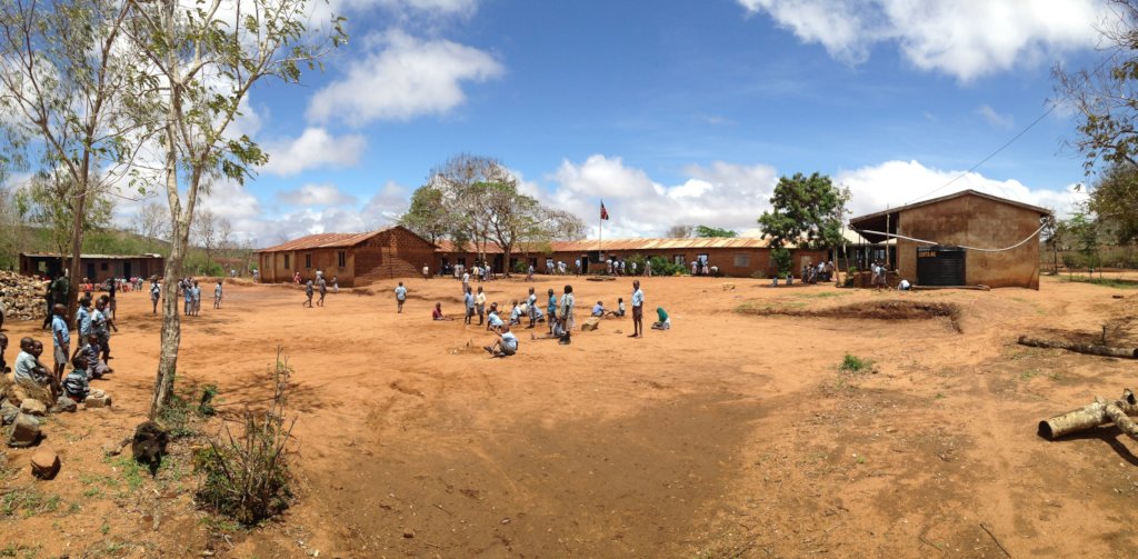A new school for 500+ pupils in rural Kenya