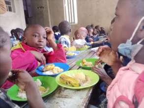 Seed School children during Lunch time