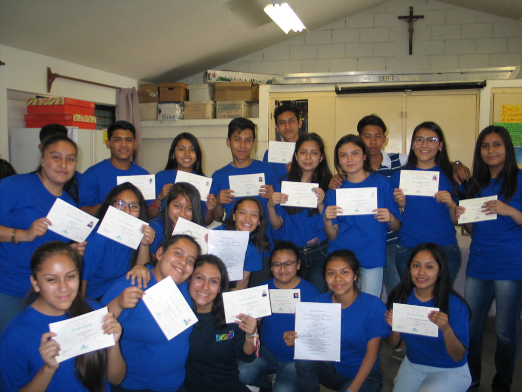 Help 286 Mexican teenagers to stay in school