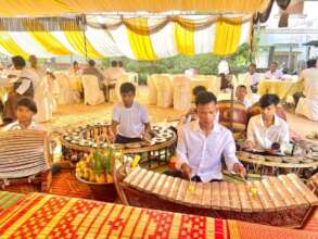 Yuth playing Khmer traditional music at village