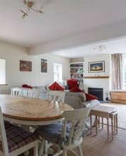 Prize 2 - stay at Penny Post Cottage, New Forest