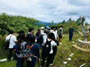 students visiting La Mesita demonstration center