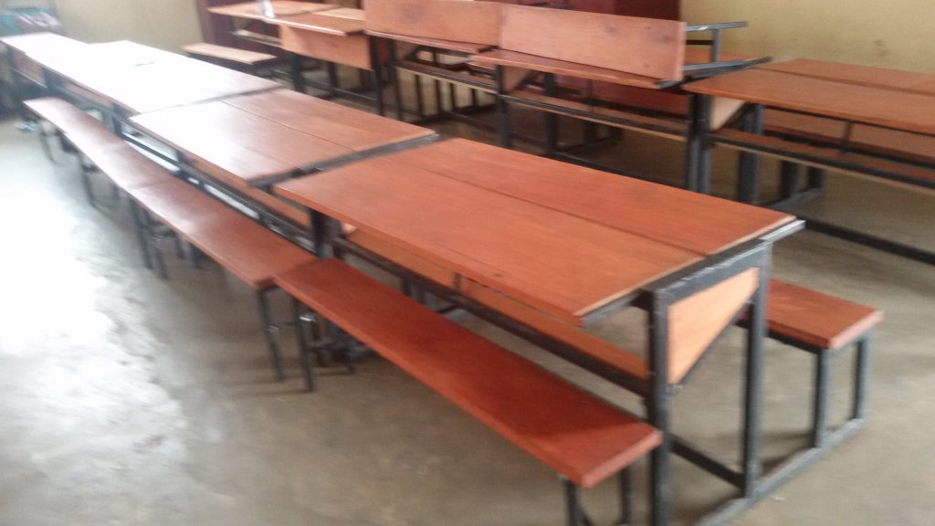 Support desks to 1200 preprimary kids in Arusha.