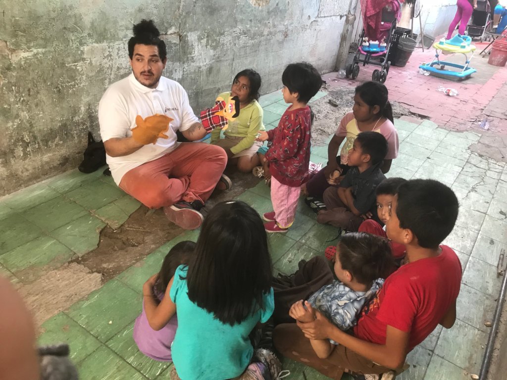 Educate 80 street working children in Guadalajara!