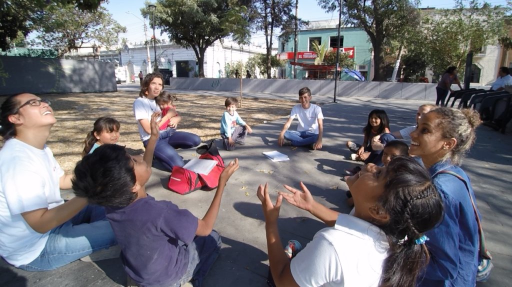 Educate 80 street working children in Guadalajara!