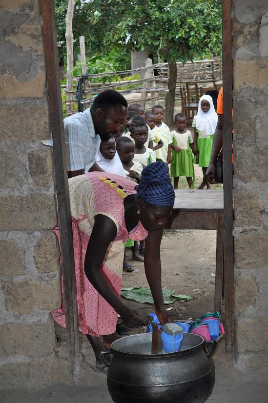 GG SCHOOL FEEDING 1