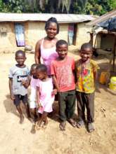 Leticia with her children