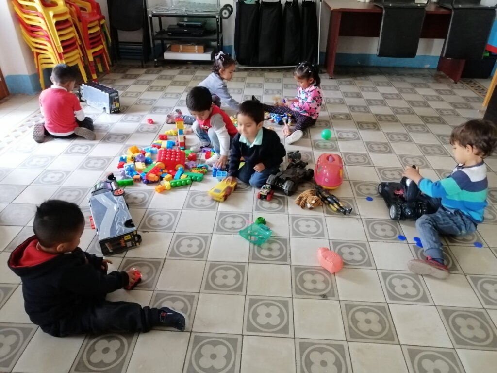 Casa Cuna La Paz - Help Children in Need