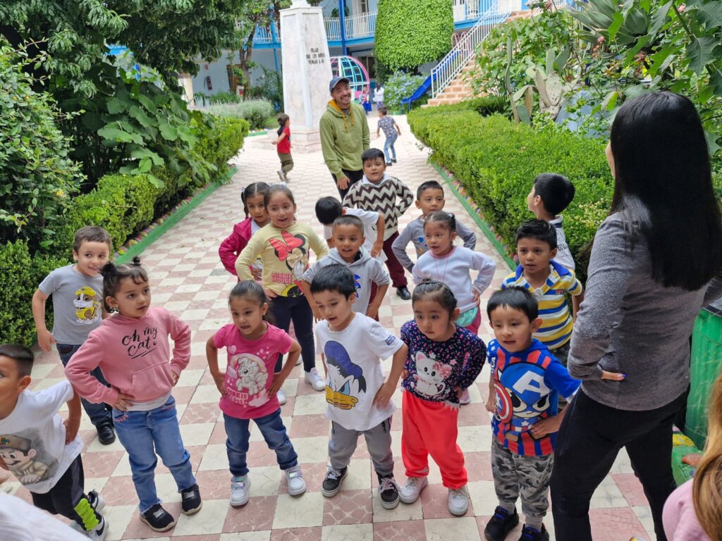 Casa Cuna La Paz - Help Children in Need