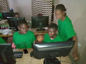Participants in Computer Word Processing Class
