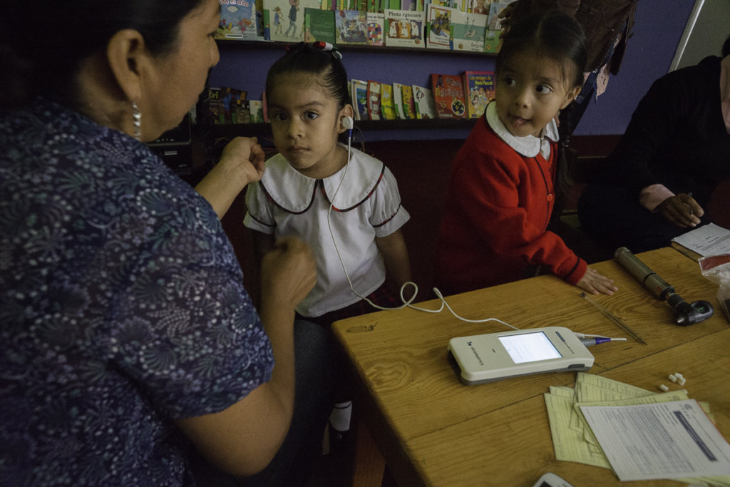 Support 45 children with hearing loss in Mexico