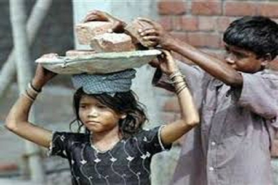 Send 100 Street Children to School in Pakistan