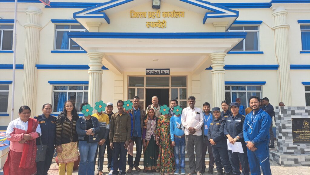 Rescued children with government authorities