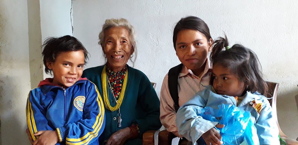 Reintegrate 30 children into families in Nepal