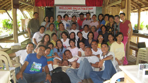 Empowering 900 Filipino Youth in Peace Building