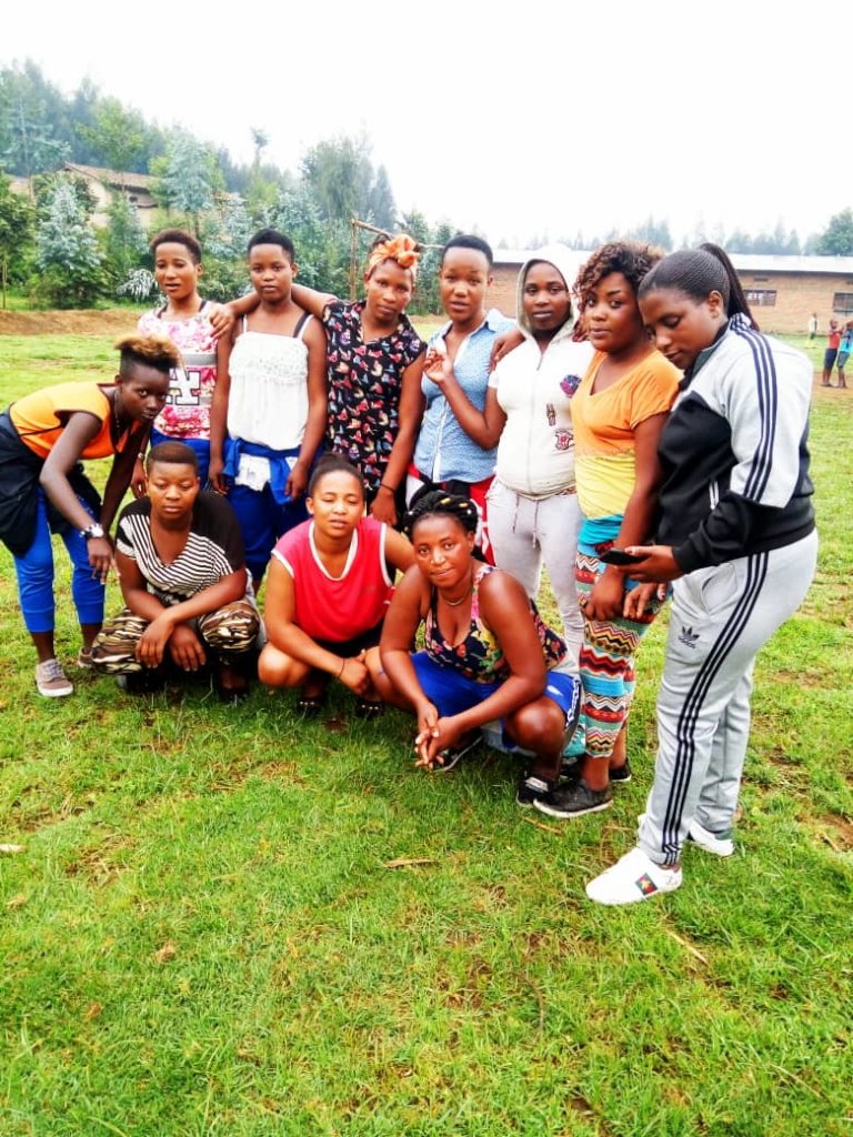 One Rabbit per Child.50 young girls in Nyabihu.