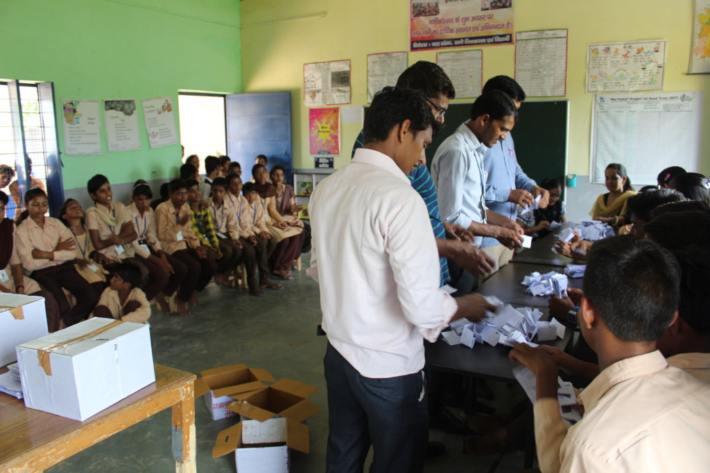 Educate and empower 2700 students in rural India - GlobalGiving