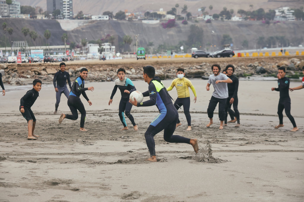 Support disadvantage children through Surf Therapy