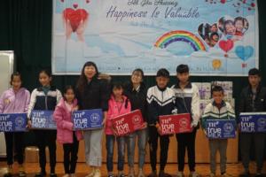 Give presents to the children