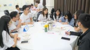 Students discuss in group