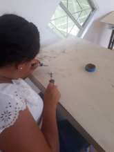 teens learning electrical circuits