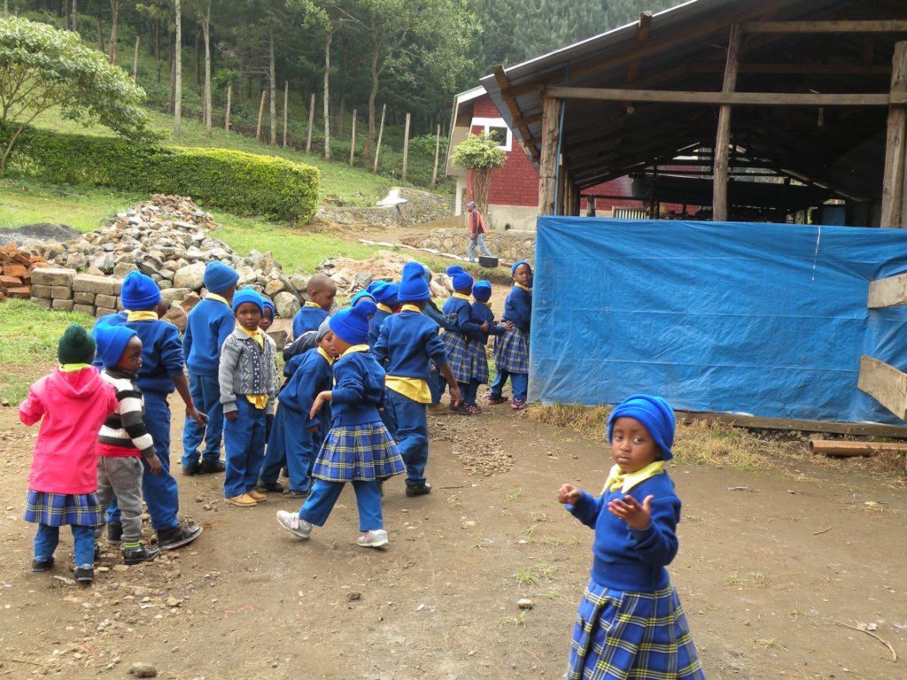 Build a Kitchen and a Dining Hall for 200 students
