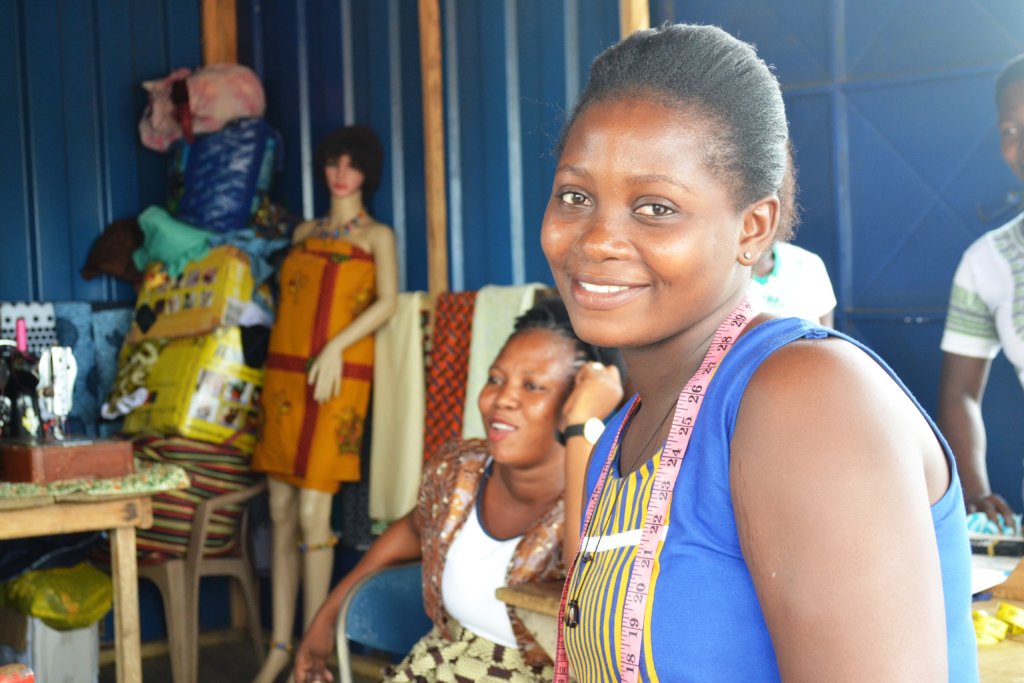 Decent Livelihood for 10 Women in Rural Ghana