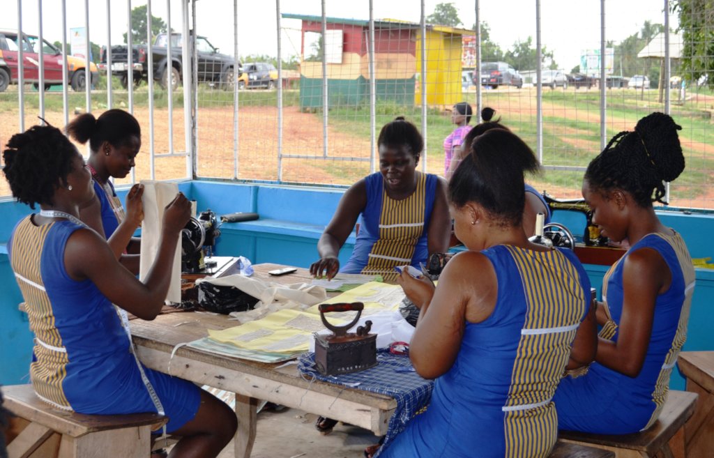 Decent Livelihood for 10 Women in Rural Ghana