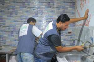 Tiling the kitchen backsplash