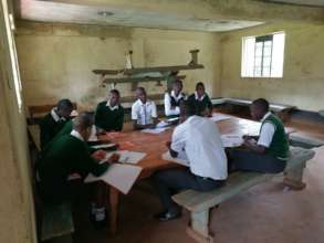 Improving digital skills for 158 students in Kenya