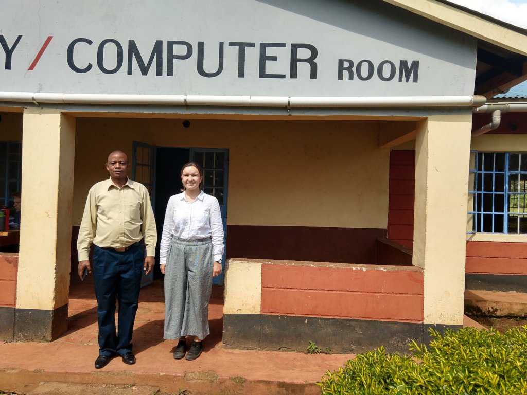 Provide a computer room for rural Kenyan school