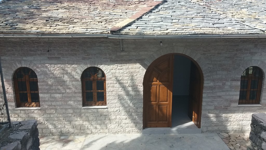 In Gjirokaster, Help Roma Children Stay in School