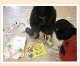 children express their emotion via art work