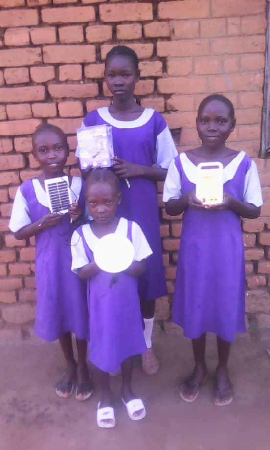 Give 500 reading lights to School girls in S.Sudan